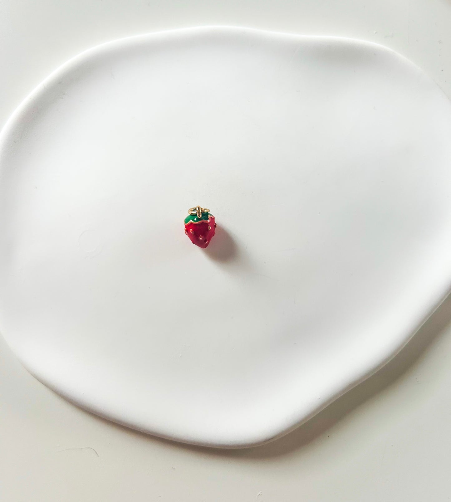 Charms Fraise - Breloque Fruitée et Gourmande