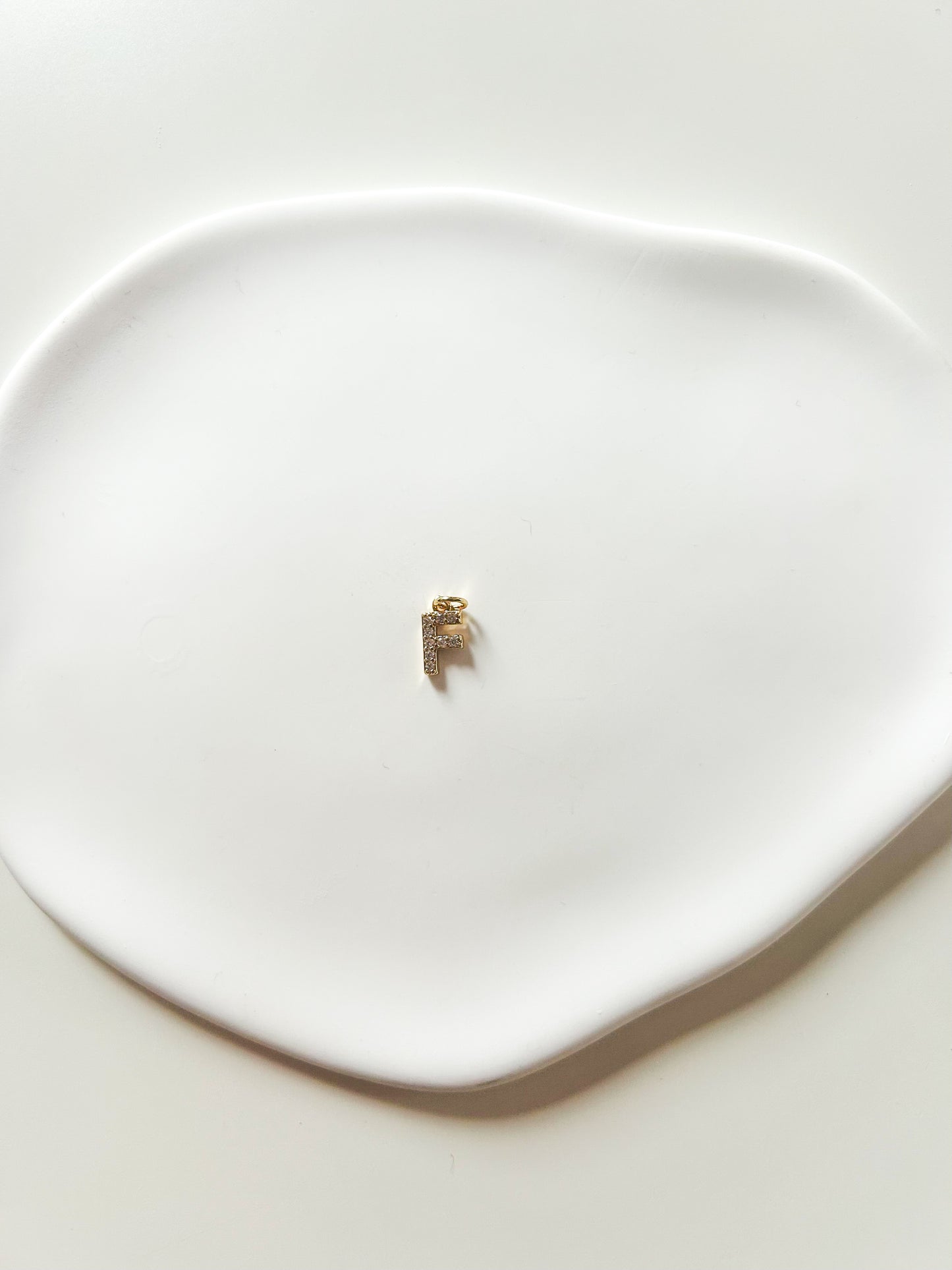 Charms Lettre F – Breloque Alphabet - Petite taille