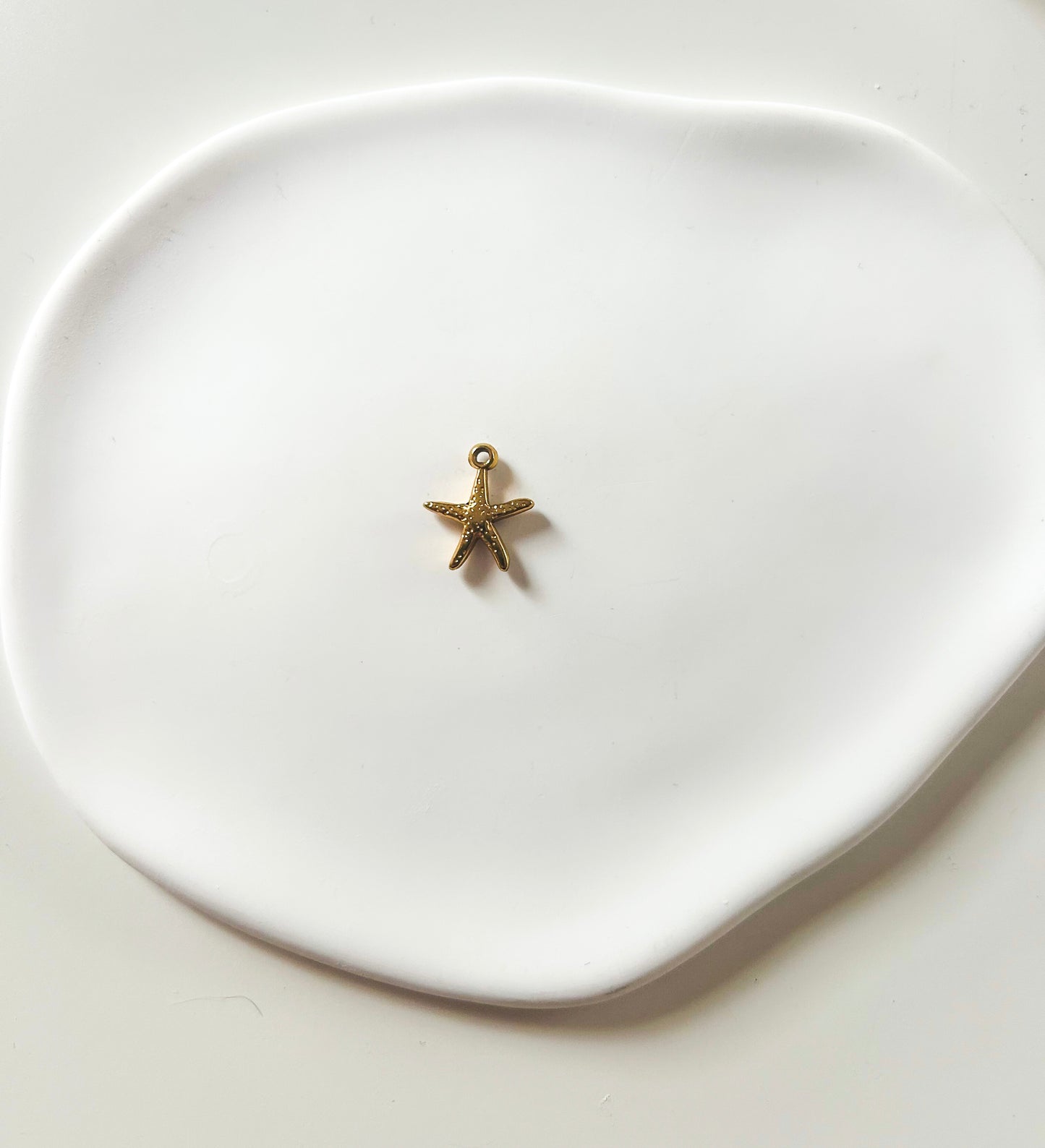 Charms Doré en Forme d’Étoile de Mer Taille petit – Pendentif pour Bijoux