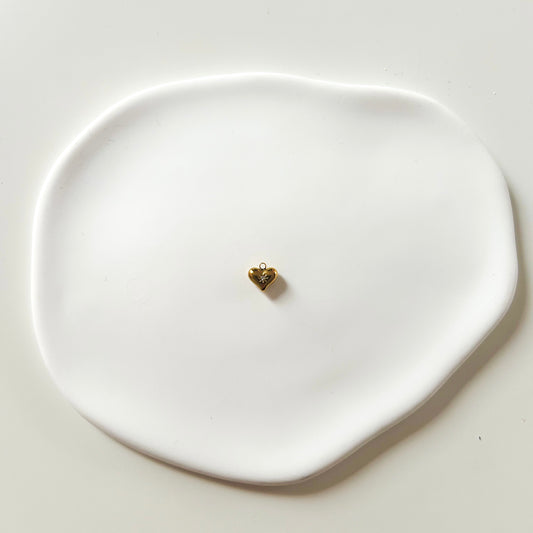 Charms cœur doré – Éclat et émotion