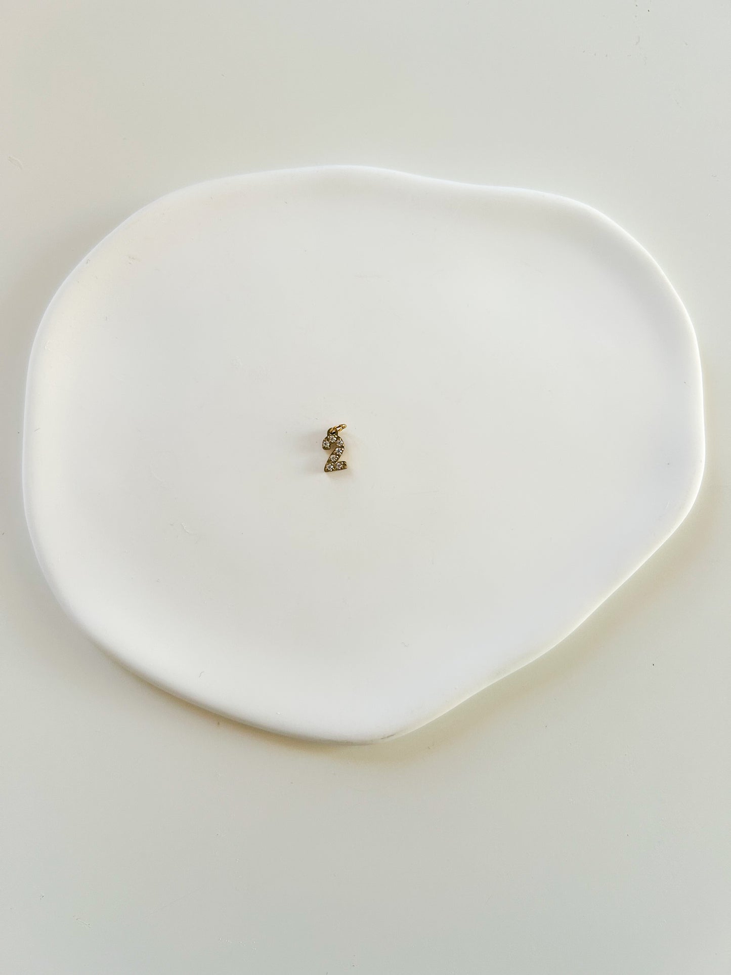 Charms pendentif lettre 2 doré avec strass