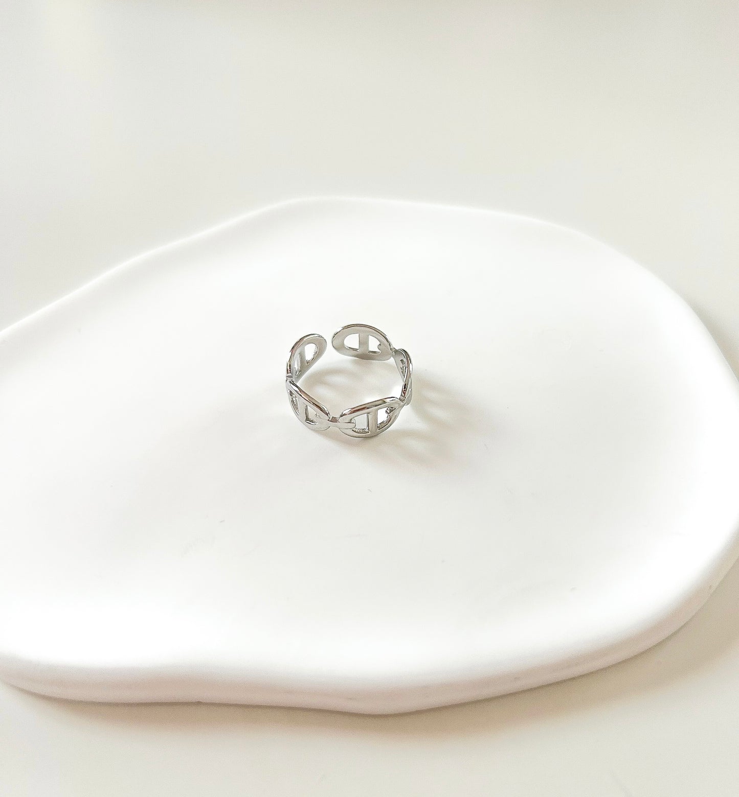 Bague argentée tressée