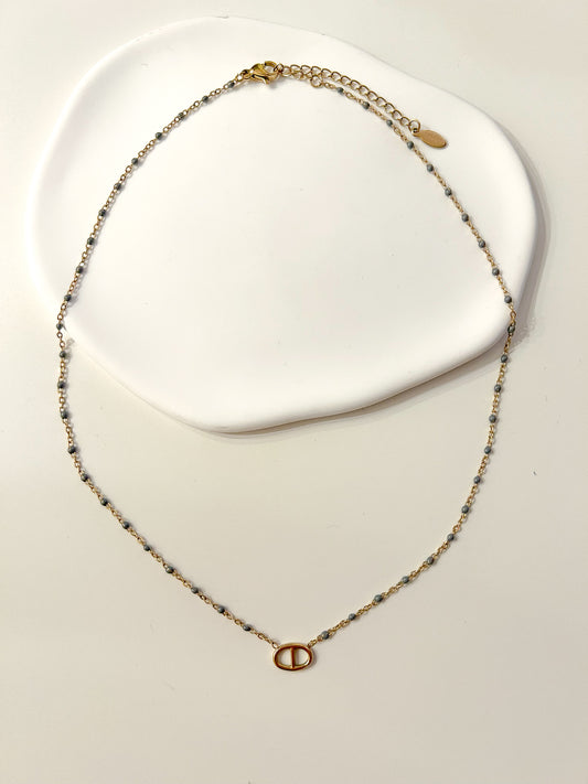 Collier perlé gris et doré