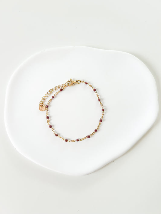 Bracelet doré avec perles marron – élégant & tendance