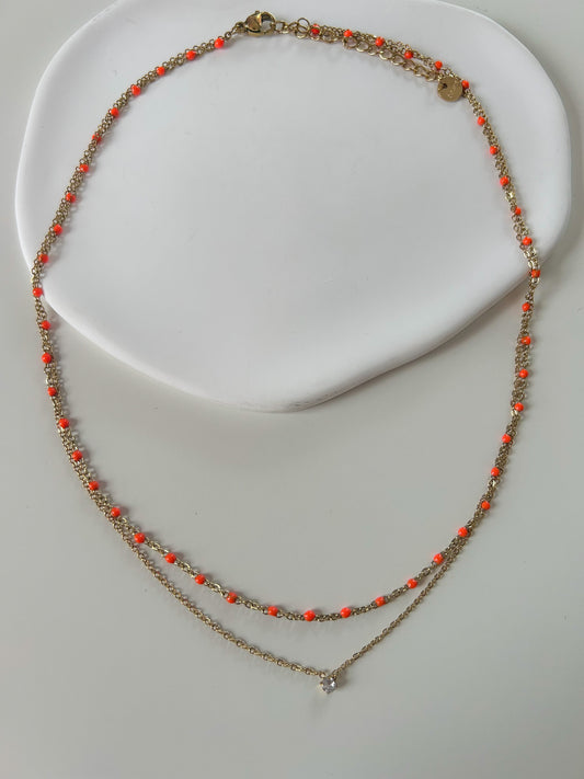 Collier double doré – petit scintillant ou boules orangées – chic & tendance
